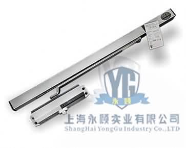 聯動閉門器